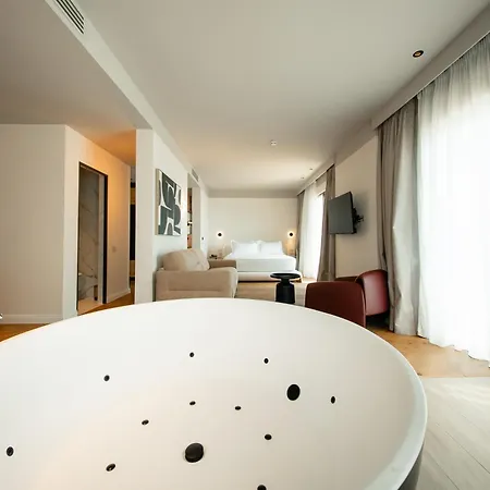 Hotel Saint Nicolas Himare