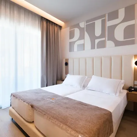 Saint Nicolas Hotel Himarë