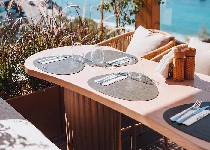 Hotel Saint Nicolas Himare