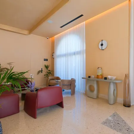 Otel Saint Nicolas Himarë