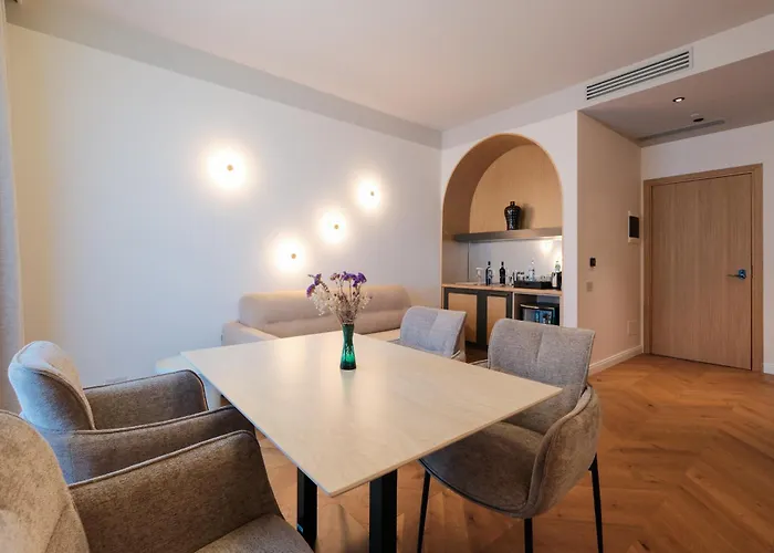 Saint Nicolas Hotel Himarë